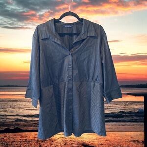 Penningtons Black with Shimmery Stripes Top